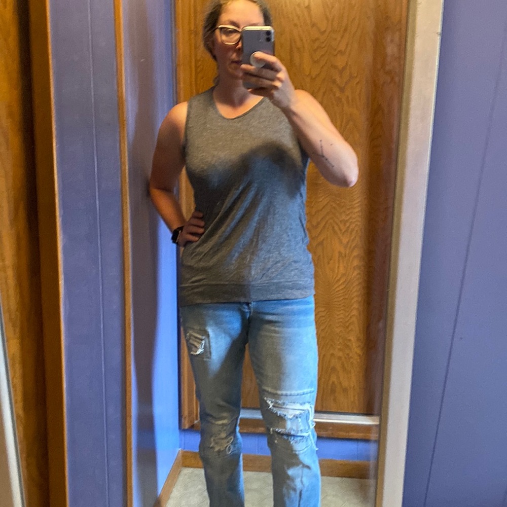 💝 2/$30 Athleta open twist back gym tank gray size l